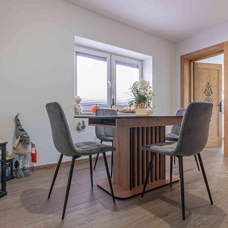 Apartamenty Tatrzanskie Wzgorze โปโรนิน ภายนอก รูปภาพ