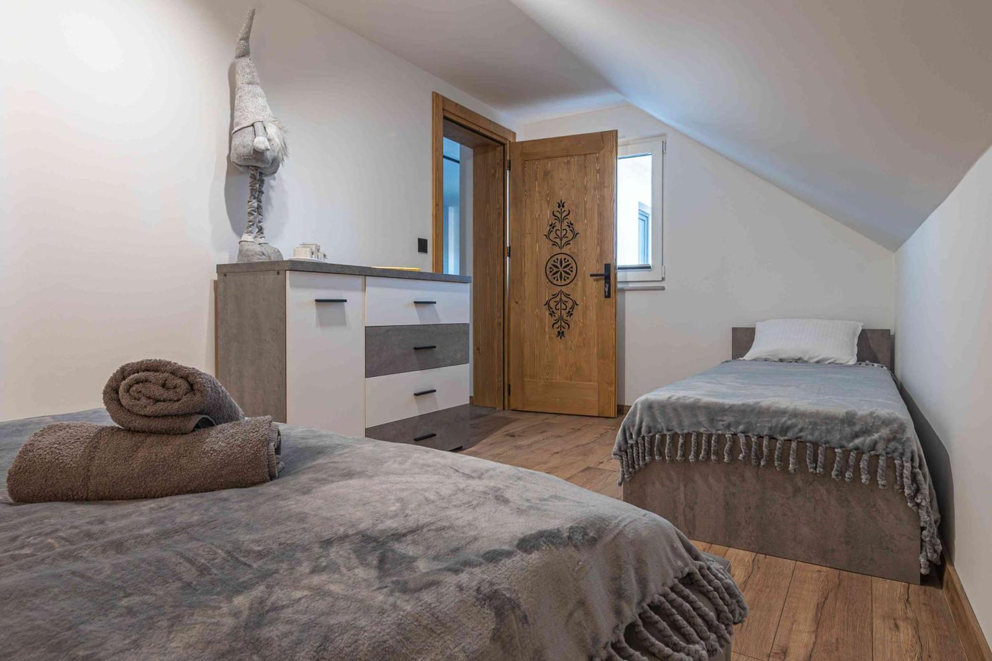 Apartamenty Tatrzanskie Wzgorze โปโรนิน ภายนอก รูปภาพ