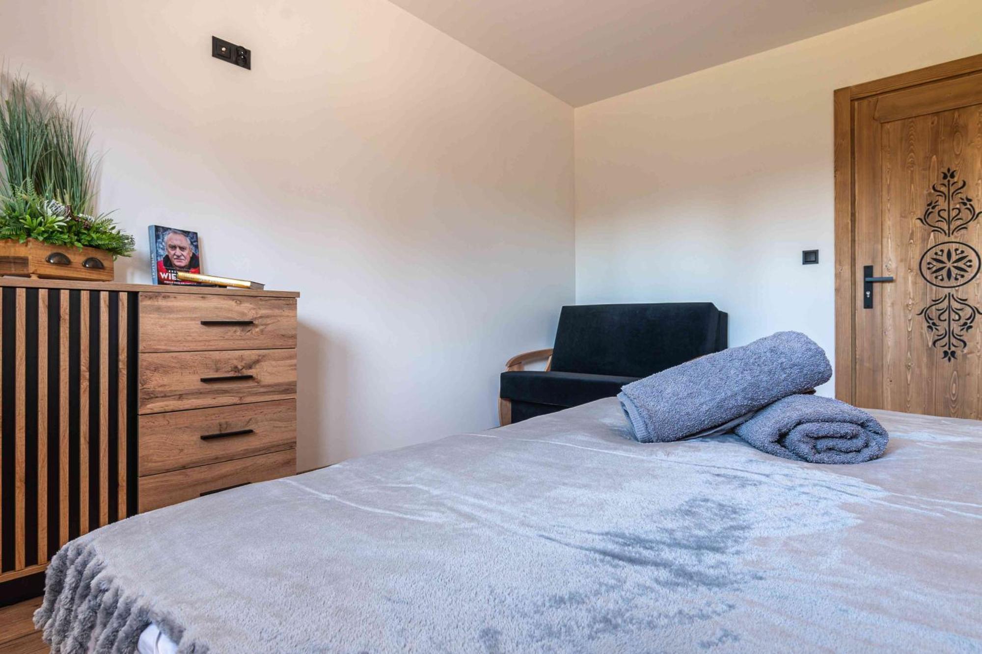 Apartamenty Tatrzanskie Wzgorze โปโรนิน ภายนอก รูปภาพ