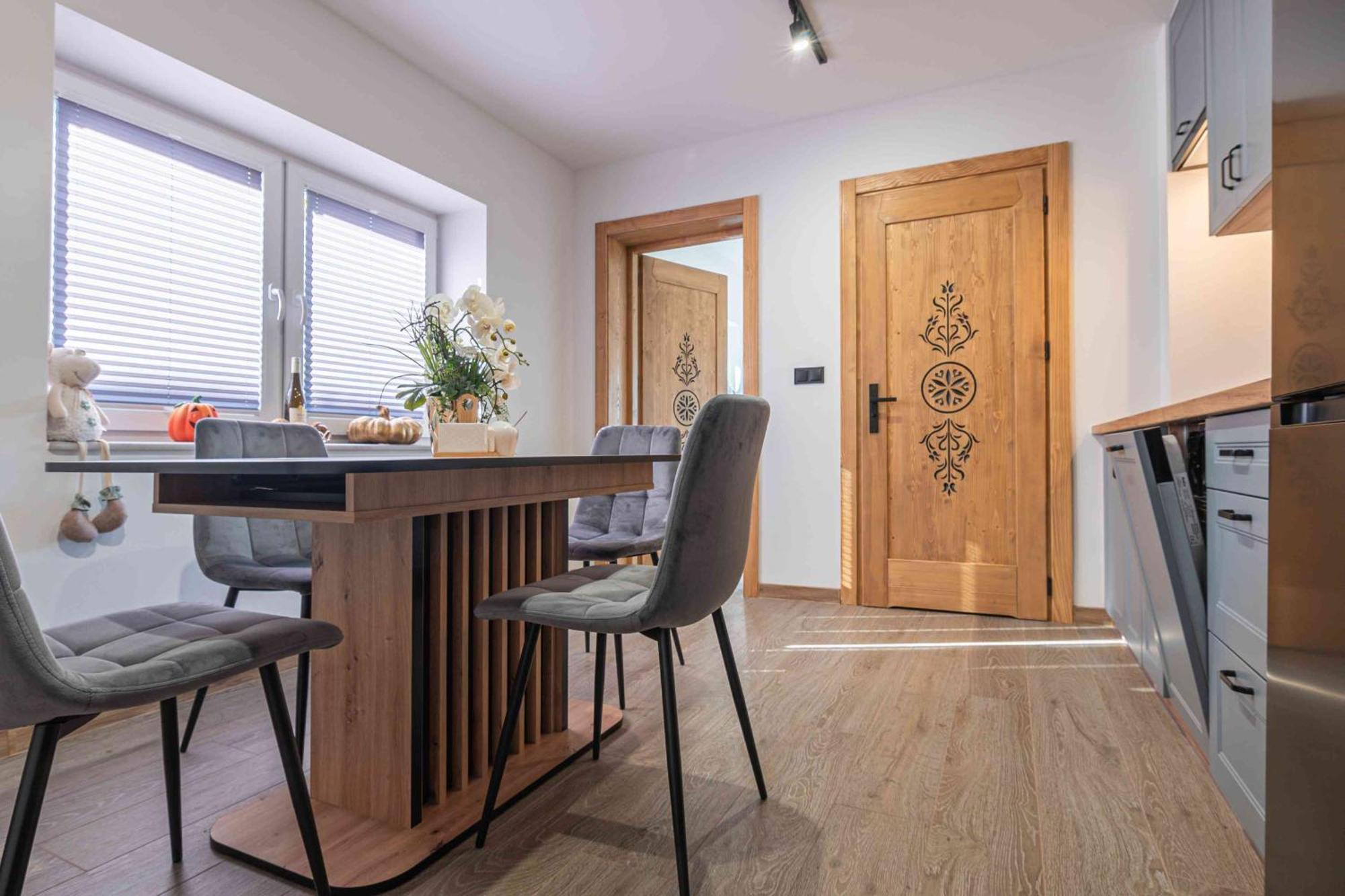 Apartamenty Tatrzanskie Wzgorze โปโรนิน ภายนอก รูปภาพ
